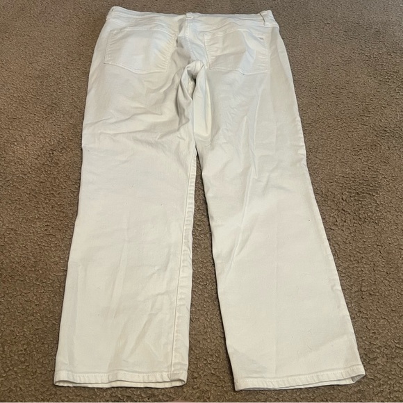 Madewell Classic Straight Crop Jeans in Pure White Size 32 - Picture 3 of 5